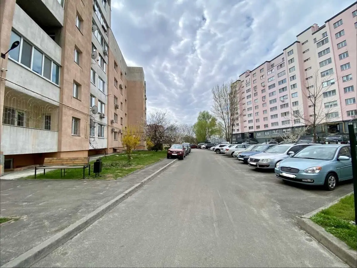Фото Selling a 1-room apartment, 52.7 sq.m., Holovatoho Lane  Boryspil, price: 49000 USD, code 5376