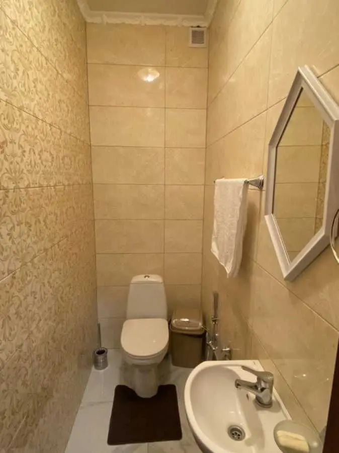 Фото Зняти будинок, Київ в довгострокову оренду, ціна: 1899 USD, код 5377