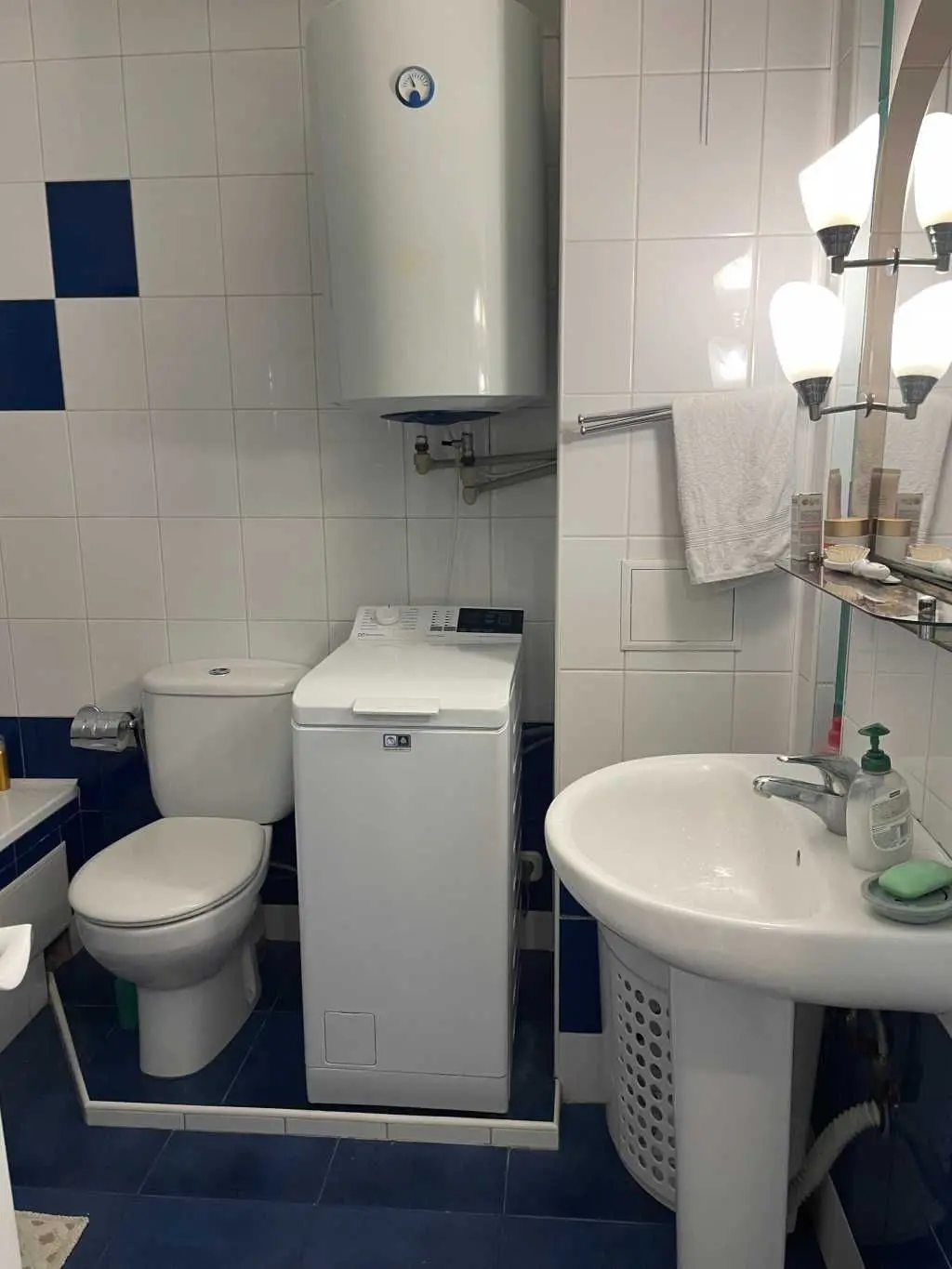 Фото Selling a 3-room apartment, 64 sq.m., Naberezhna Peremohy Street 98 Dnipro, price: 65000 USD, code 5386