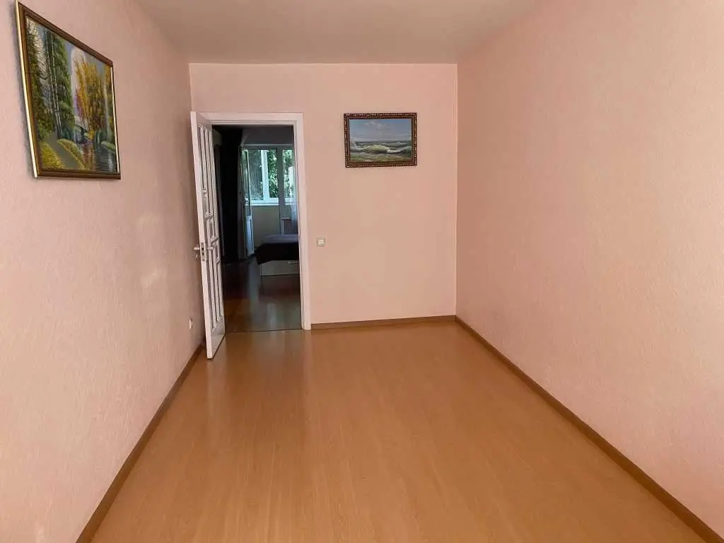 Фото Selling a 3-room apartment, 64 sq.m., Naberezhna Peremohy Street 98 Dnipro, price: 65000 USD, code 5386