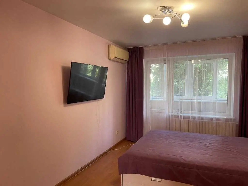 Фото Selling a 3-room apartment, 64 sq.m., Naberezhna Peremohy Street 98 Dnipro, price: 65000 USD, code 5386