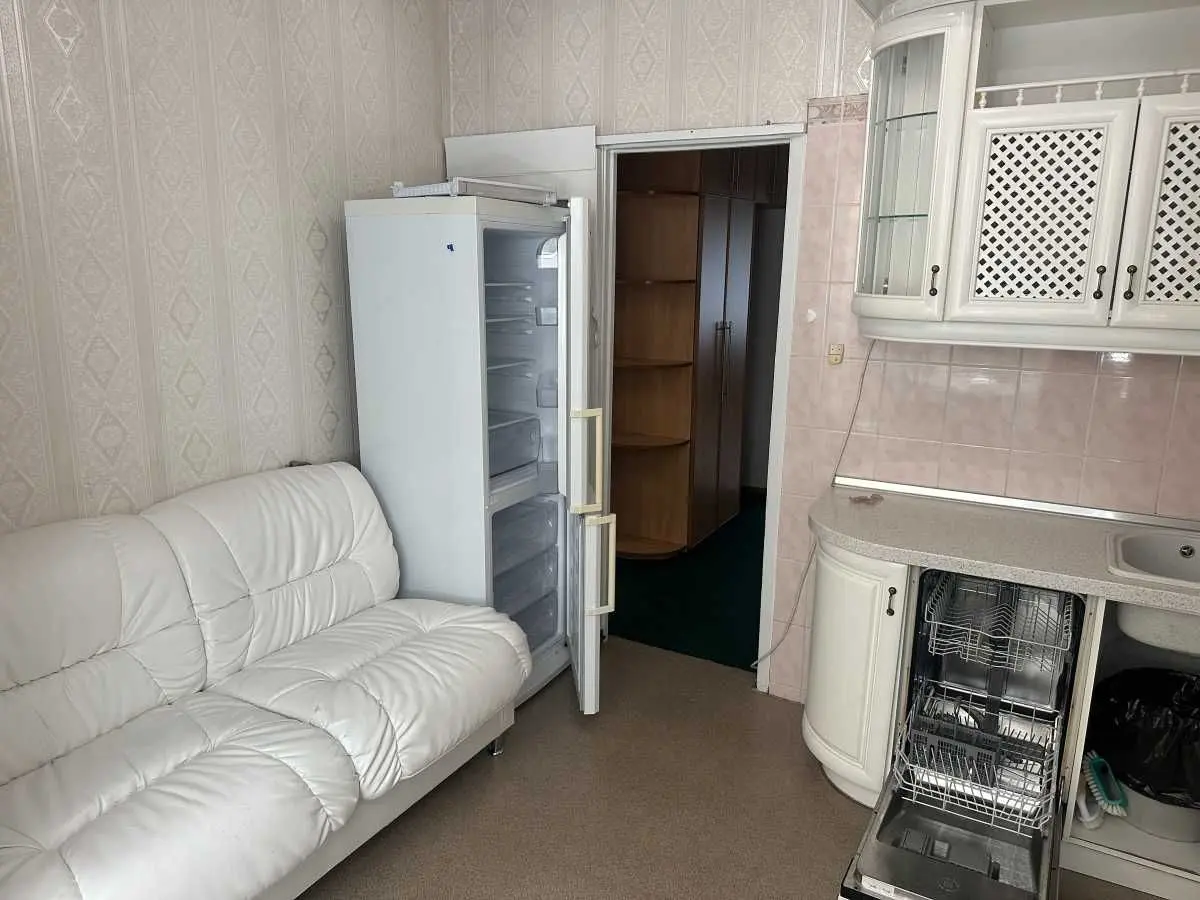 Фото Зняти 3 кімнатну квартиру, Підлісна вул. 6 Київ в довгострокову оренду, ціна: 19000 UAH, код 5388