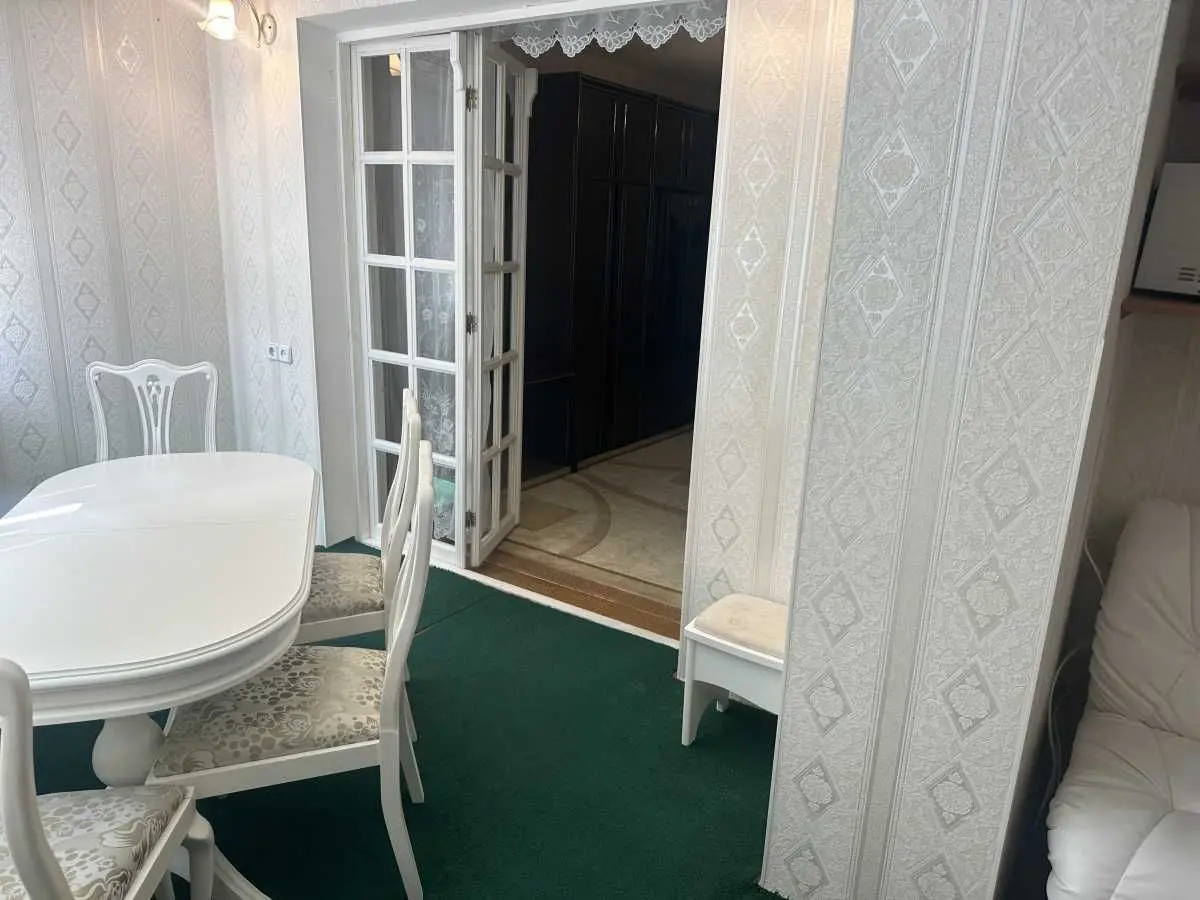 Фото Зняти 3 кімнатну квартиру, Підлісна вул. 6 Київ в довгострокову оренду, ціна: 19000 UAH, код 5388