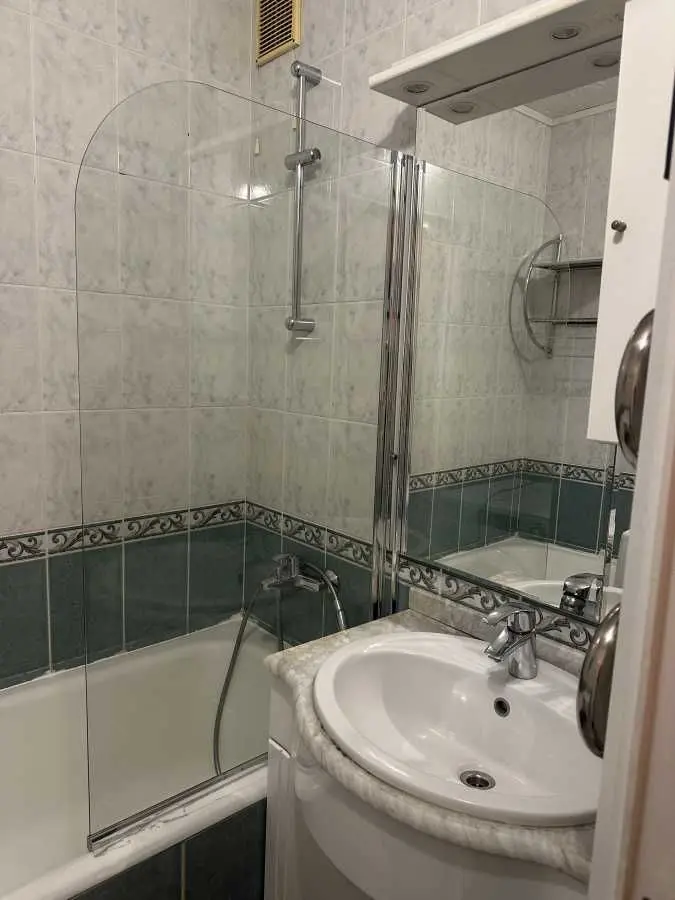 Фото Зняти 3 кімнатну квартиру, Підлісна вул. 6 Київ в довгострокову оренду, ціна: 19000 UAH, код 5388