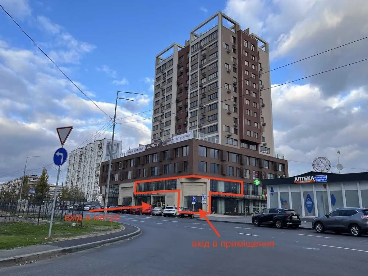 Фото Орендувати офіс, Оболонський просп.  Київ в довгострокову оренду, ціна: 13000 USD, код 5397