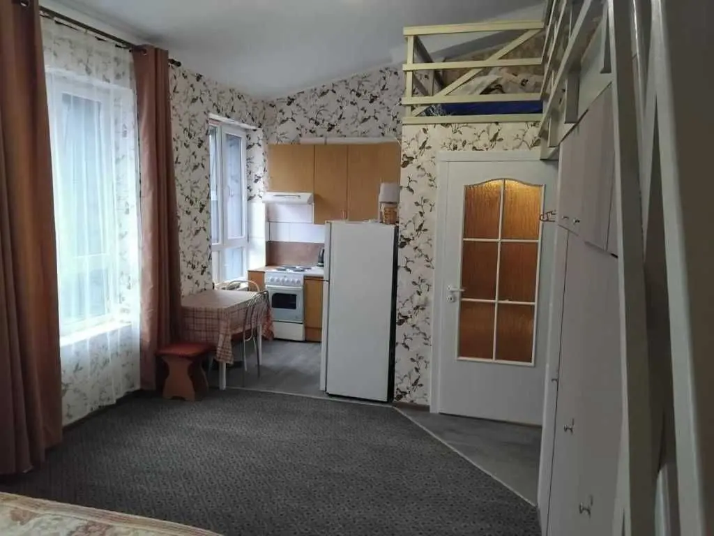 Фото Selling a 1-room apartment, 28 sq.m., Zavokzalnyi Lane  Boryspil, price: 37000 USD, code 5398