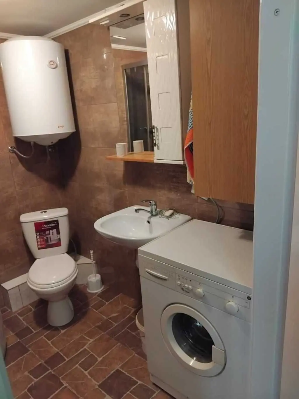 Фото Selling a 1-room apartment, 28 sq.m., Zavokzalnyi Lane  Boryspil, price: 37000 USD, code 5398