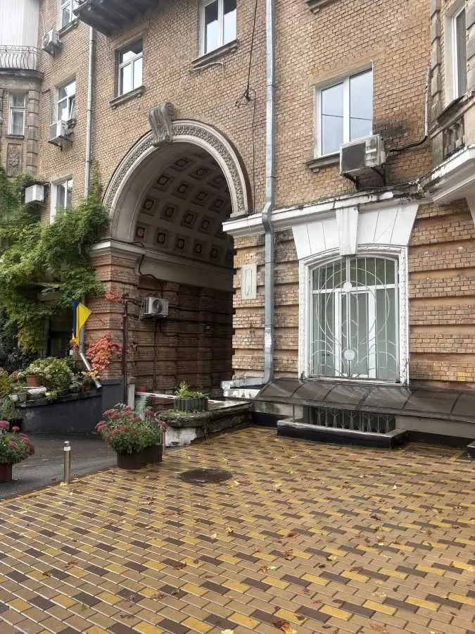 Фото Продаю 1 кімнатну квартиру, 36 кв. м, Микільсько-Ботанічна вул. 7/9 Київ, ціна: 75990 USD, код 5400