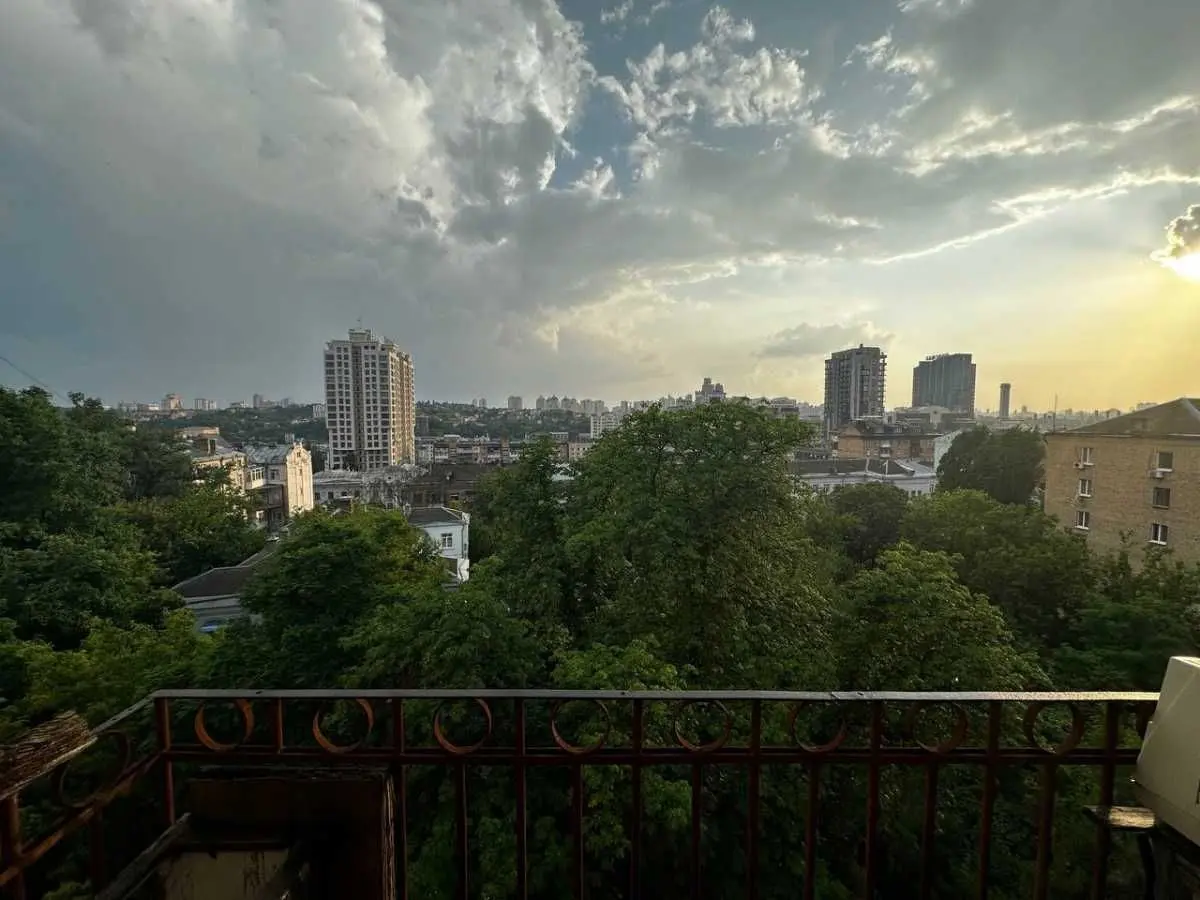 Фото Продаю 1 кімнатну квартиру, 36 кв. м, Микільсько-Ботанічна вул. 7/9 Київ, ціна: 75990 USD, код 5400