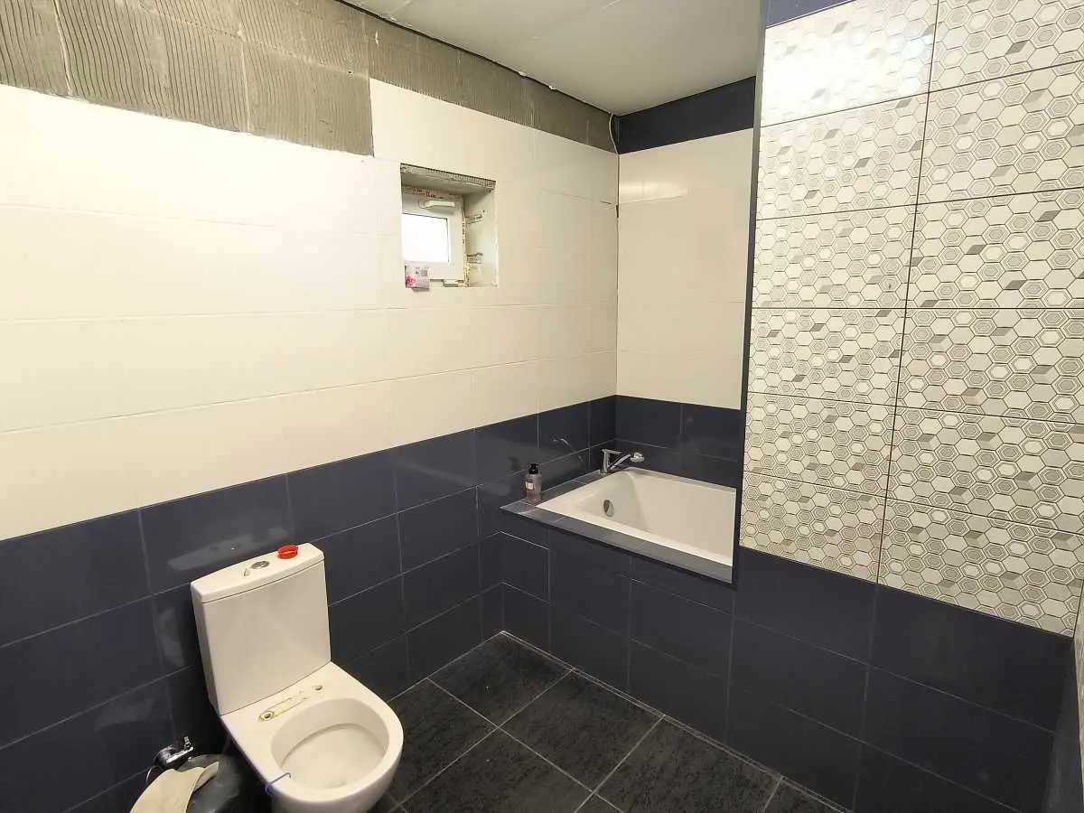 Фото Продаю будинок, 124.8 кв. м, Макарів, ціна: 60000 USD, код 5401