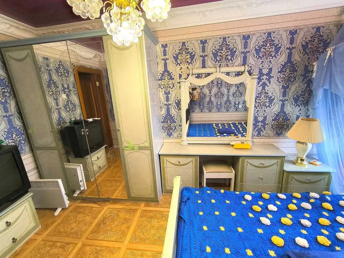 Фото Продаю 2 кімнатну квартиру, 49.5 кв. м, Комарівка, ціна: 30000 USD, код 5403
