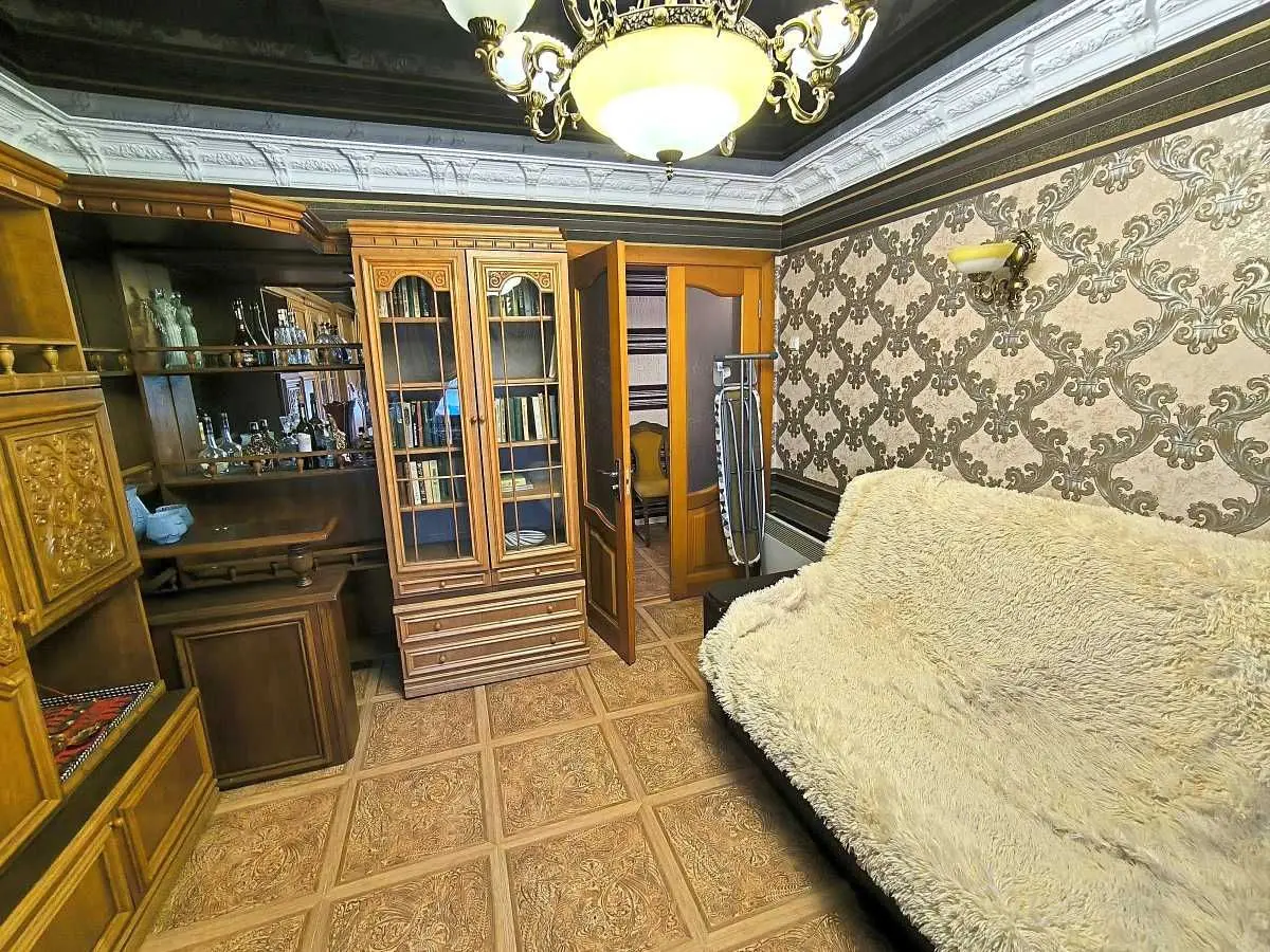 Фото Продаю 2 кімнатну квартиру, 49.5 кв. м, Комарівка, ціна: 30000 USD, код 5403