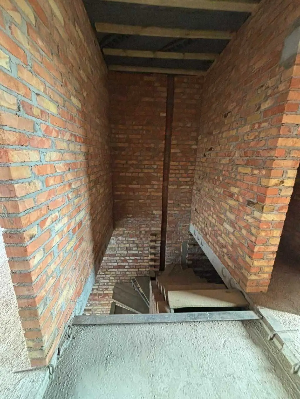 Фото Продаю будинок, 75 кв. м, Степана Бандери вул. (Можайського)  Черкаси, ціна: 65000 USD, код 5419