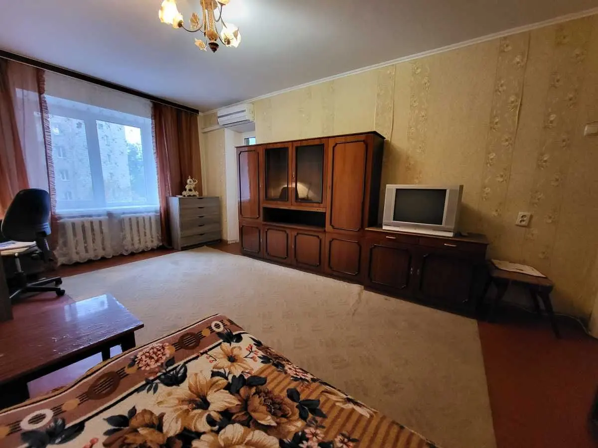 Фото Зняти 1 кімнатну квартиру, Київ в довгострокову оренду, ціна: 9000 UAH, код 5423