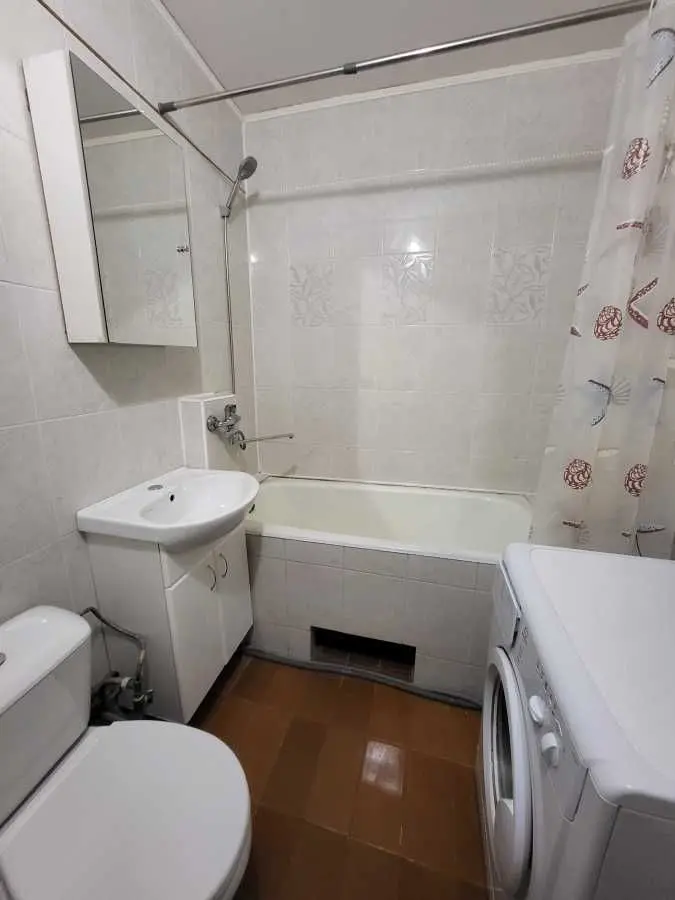 Фото Зняти 1 кімнатну квартиру, Київ в довгострокову оренду, ціна: 9000 UAH, код 5423