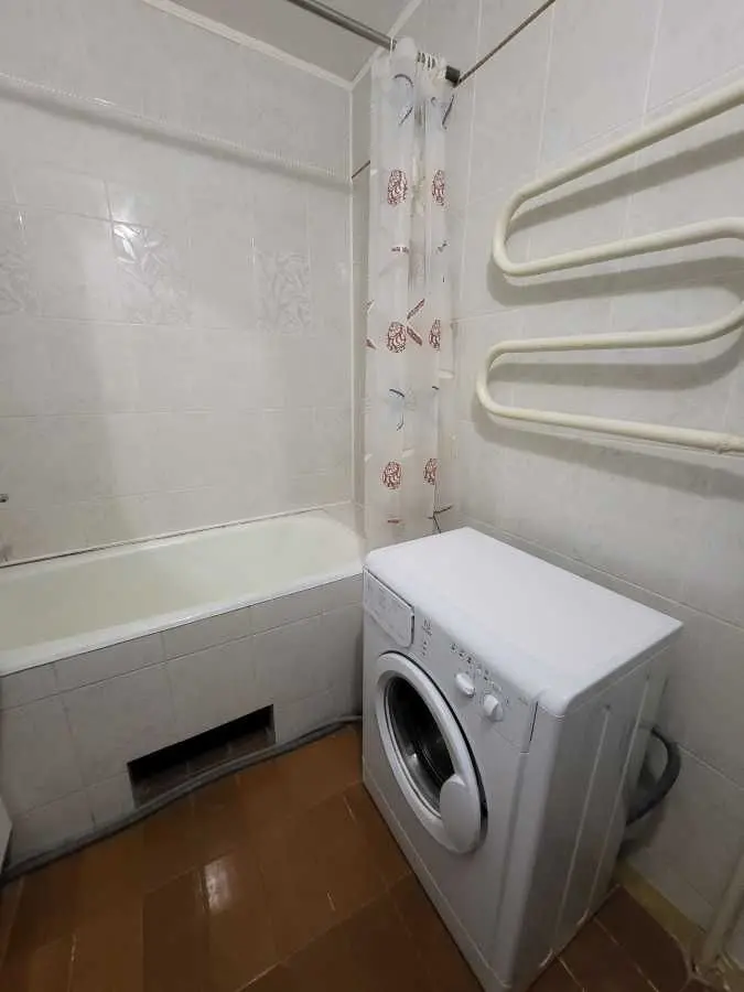 Фото Зняти 1 кімнатну квартиру, Київ в довгострокову оренду, ціна: 9000 UAH, код 5423