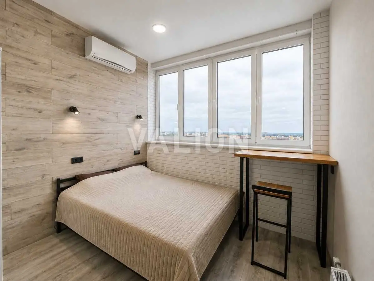 Фото Selling a 1-room apartment, 30.5 sq.m., Pershotravneva Street 24В Vyshneve, price: 54000 USD, code 5427