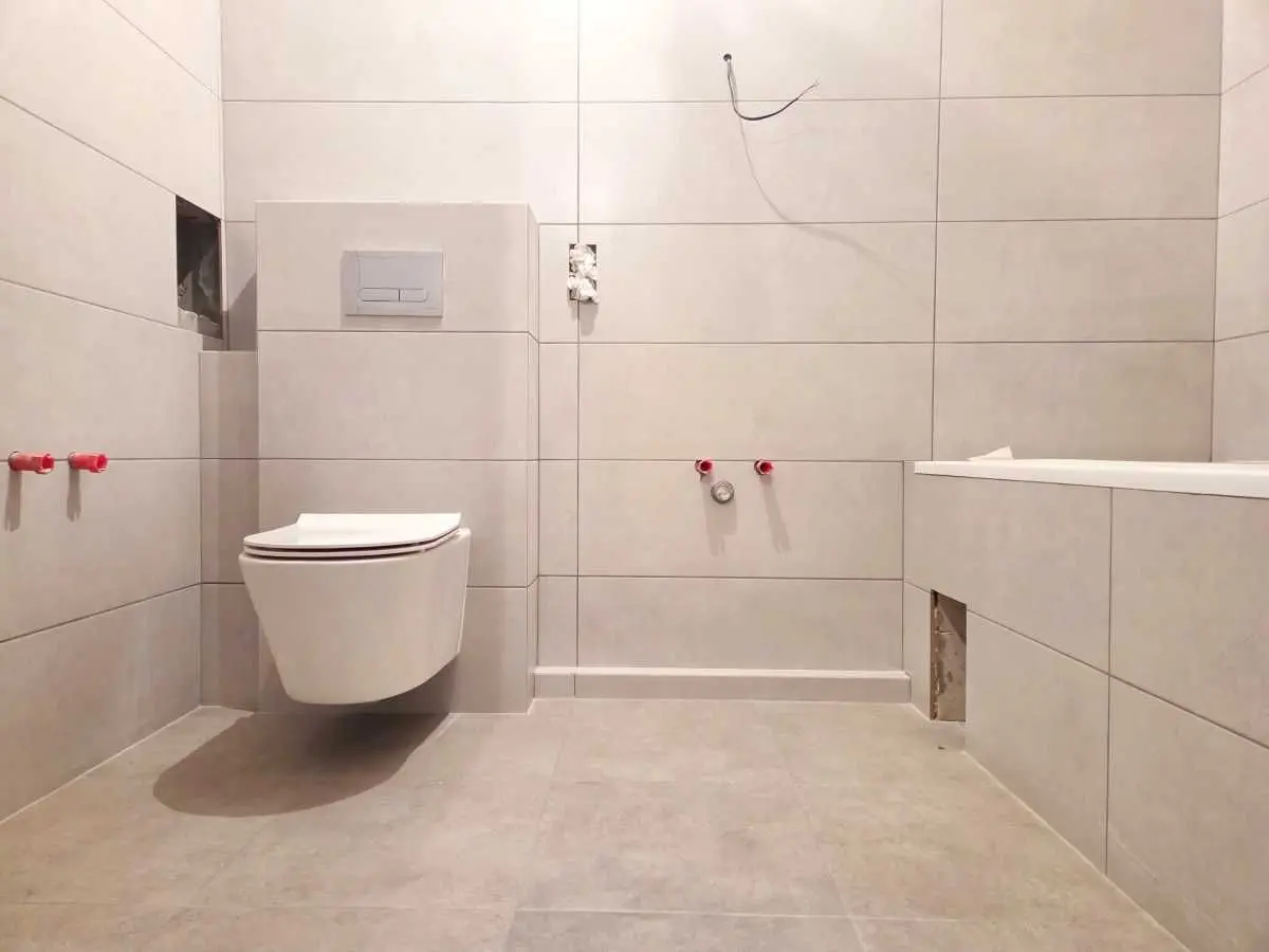 Фото Selling a 1-room apartment, 45 sq.m., Yevhena Sverstiuka Street  Kyiv, price: 89000 USD, code 5428