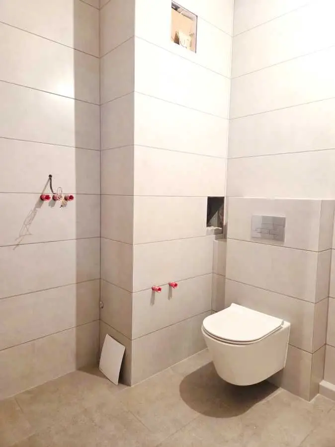Фото Selling a 1-room apartment, 45 sq.m., Yevhena Sverstiuka Street  Kyiv, price: 89000 USD, code 5428
