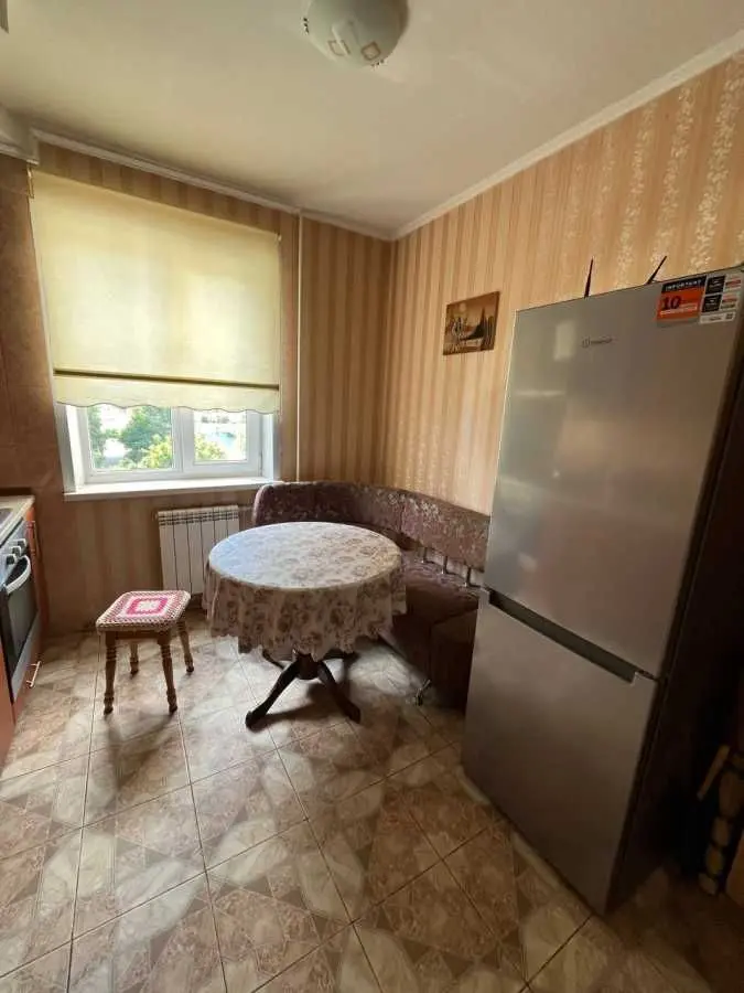 Фото Зняти 3 кімнатну квартиру, Костянтина Данькевича вул. 17 Київ в довгострокову оренду, ціна: 15000 UAH, код 5433