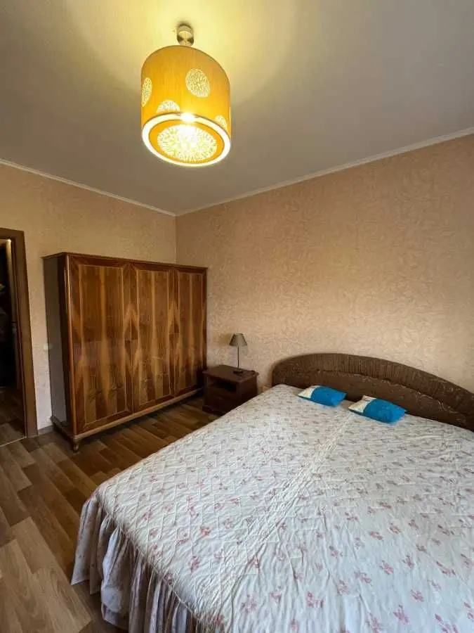 Фото Зняти 3 кімнатну квартиру, Костянтина Данькевича вул. 17 Київ в довгострокову оренду, ціна: 15000 UAH, код 5433