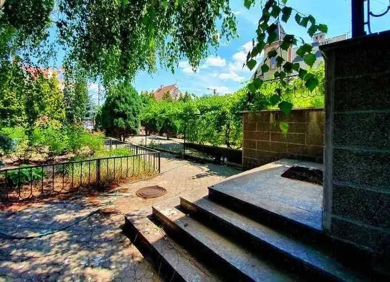 Фото Продаю будинок, 330 кв. м, Зоряна вул.  Дніпро, ціна: 135000 USD, код 5437