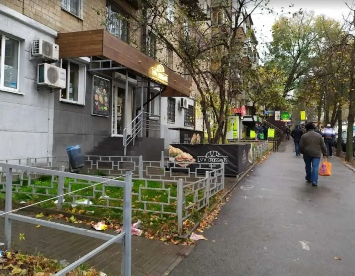 Фото Оренда торгівельної площі, Ушинського вул. 1 Київ в довгострокову оренду, ціна: 60000 UAH, код 5448