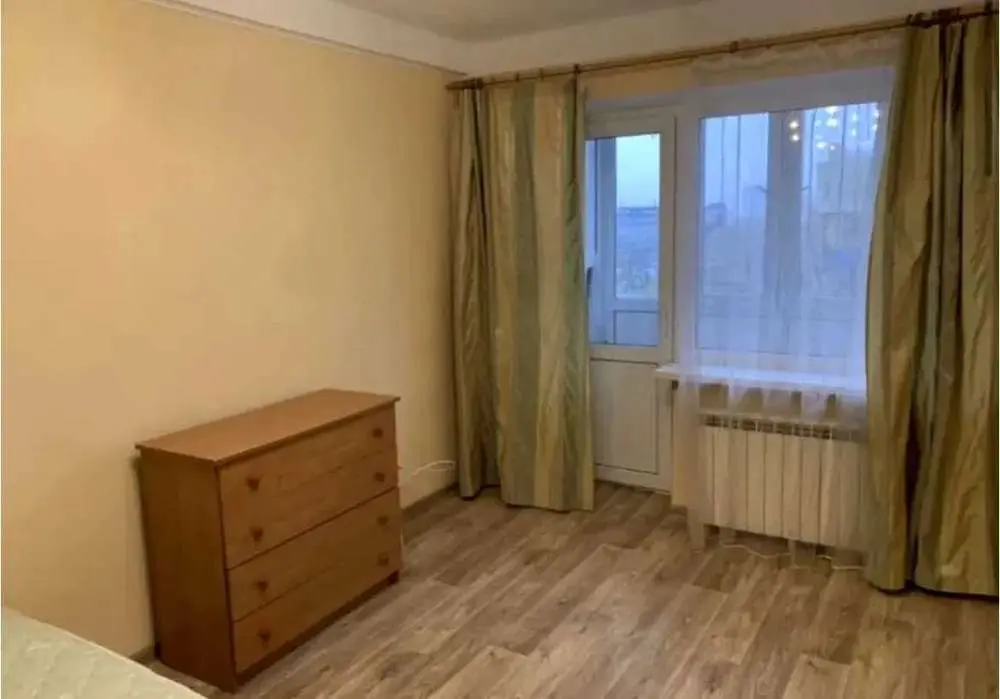 Фото Продаю 1 кімнатну квартиру, 30 кв. м, Воскресенський просп. (Перова) 15б Київ, ціна: 38000 $, код 5455