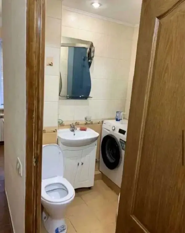 Фото Продаю 1 кімнатну квартиру, 30 кв. м, Воскресенський просп. (Перова) 15б Київ, ціна: 38000 $, код 5455