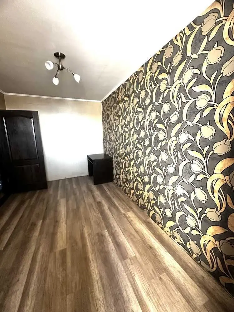 Фото Selling a 2-room apartment, 54 sq.m., Holovatoho Lane  Boryspil, price: 62000 USD, code 5458