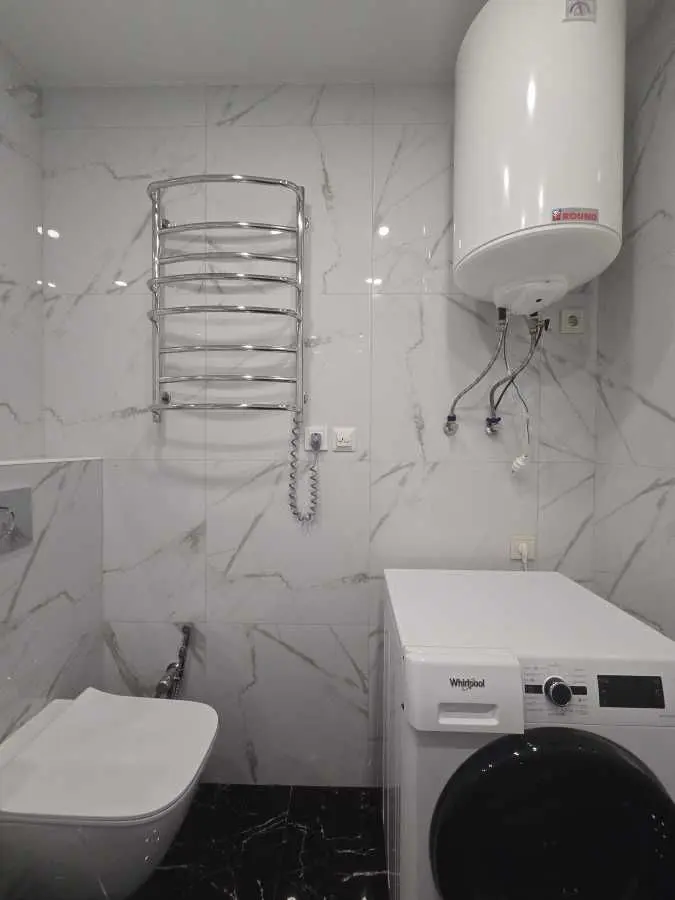 Фото Продаю 1 кімнатну квартиру, 43.5 кв. м, Тадея Рильського бульв. 1 Київ, ціна: 127000 USD, код 5468