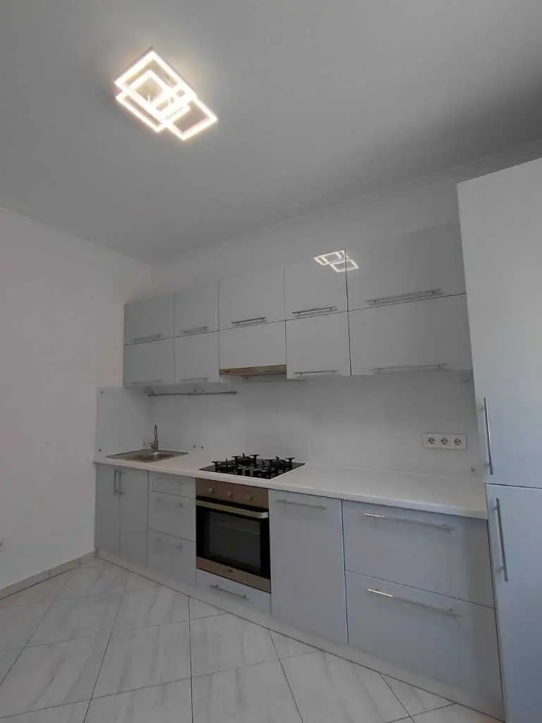 Фото Selling a 2-room apartment, 52 sq.m., Strumovka, price: 85000 USD, code 5473