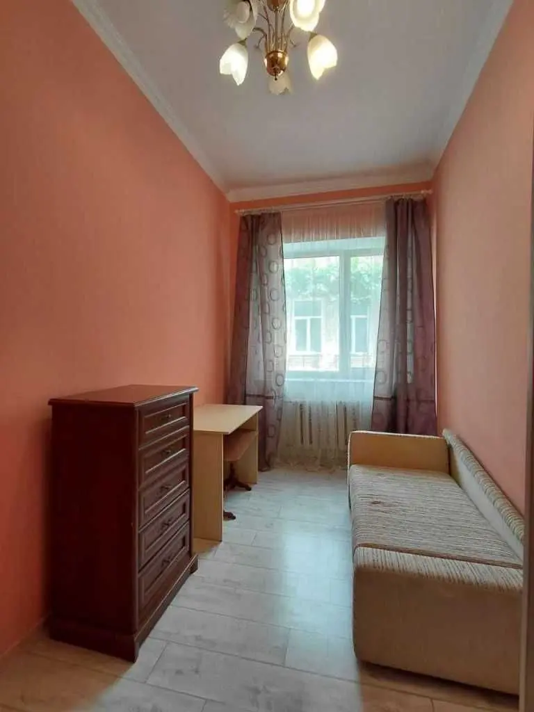 Фото Продаю 2-комнатную квартиру, 39 кв. м, Кривой Вал ул. 10 Луцк, цена: 58000 USD, код 5475