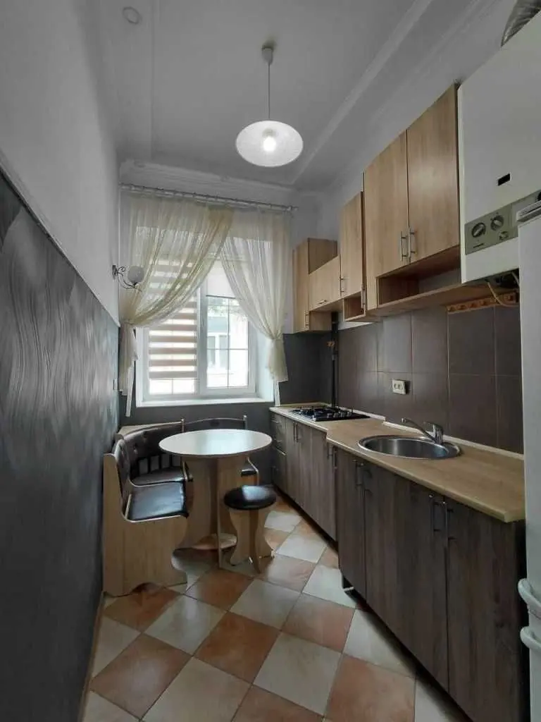 Фото Продаю 2-комнатную квартиру, 39 кв. м, Кривой Вал ул. 10 Луцк, цена: 58000 USD, код 5475