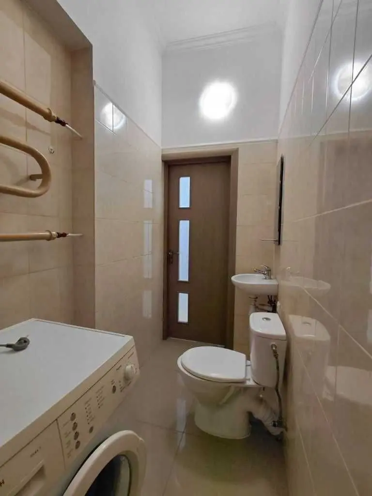Фото Продаю 2-комнатную квартиру, 39 кв. м, Кривой Вал ул. 10 Луцк, цена: 58000 USD, код 5475