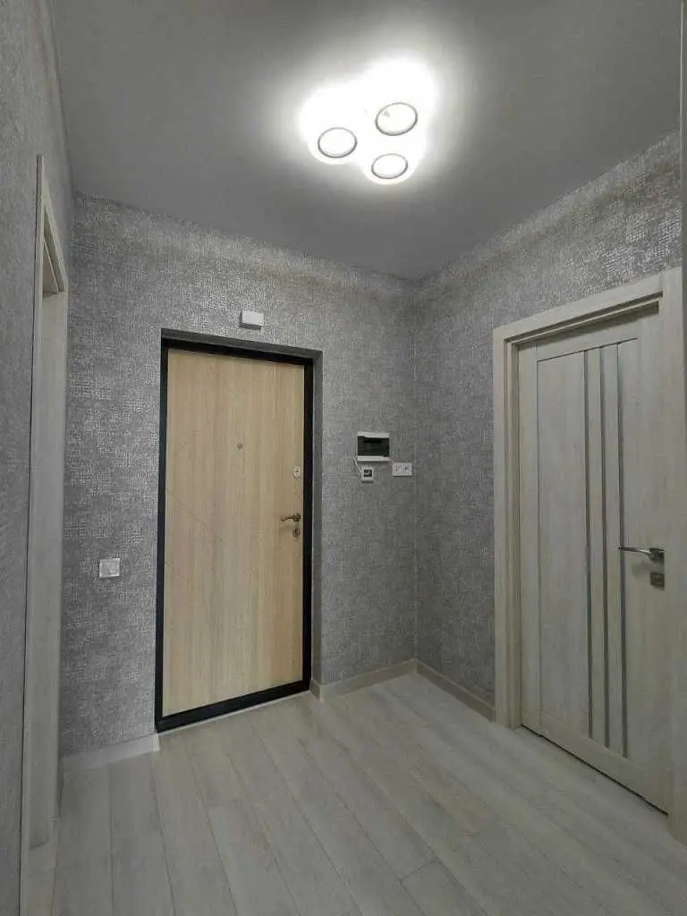 Фото Продаю 1-комнатную квартиру, 44 кв. м, Ровенская ул. 4 Луцк, цена: 72000 USD, код 5476