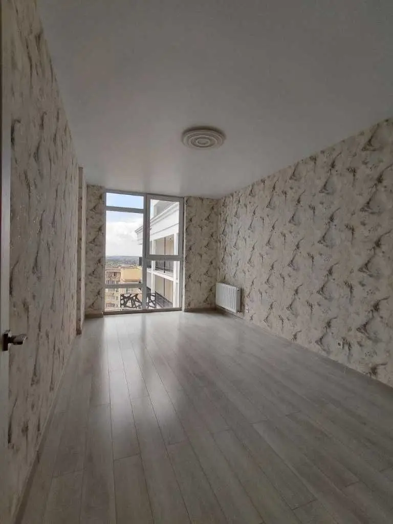 Фото Продаю 1-комнатную квартиру, 44 кв. м, Ровенская ул. 4 Луцк, цена: 72000 USD, код 5476