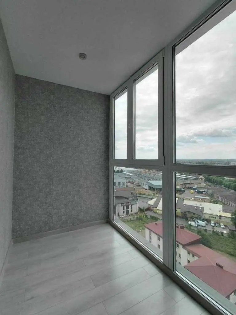 Фото Продаю 1-комнатную квартиру, 44 кв. м, Ровенская ул. 4 Луцк, цена: 72000 USD, код 5476