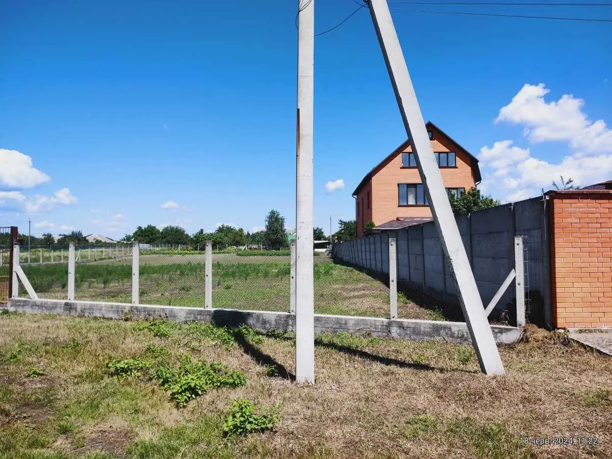 Фото Продаю земельну ділянку, Центральна вул.  Погреби, ціна: 63000 USD, код 5531