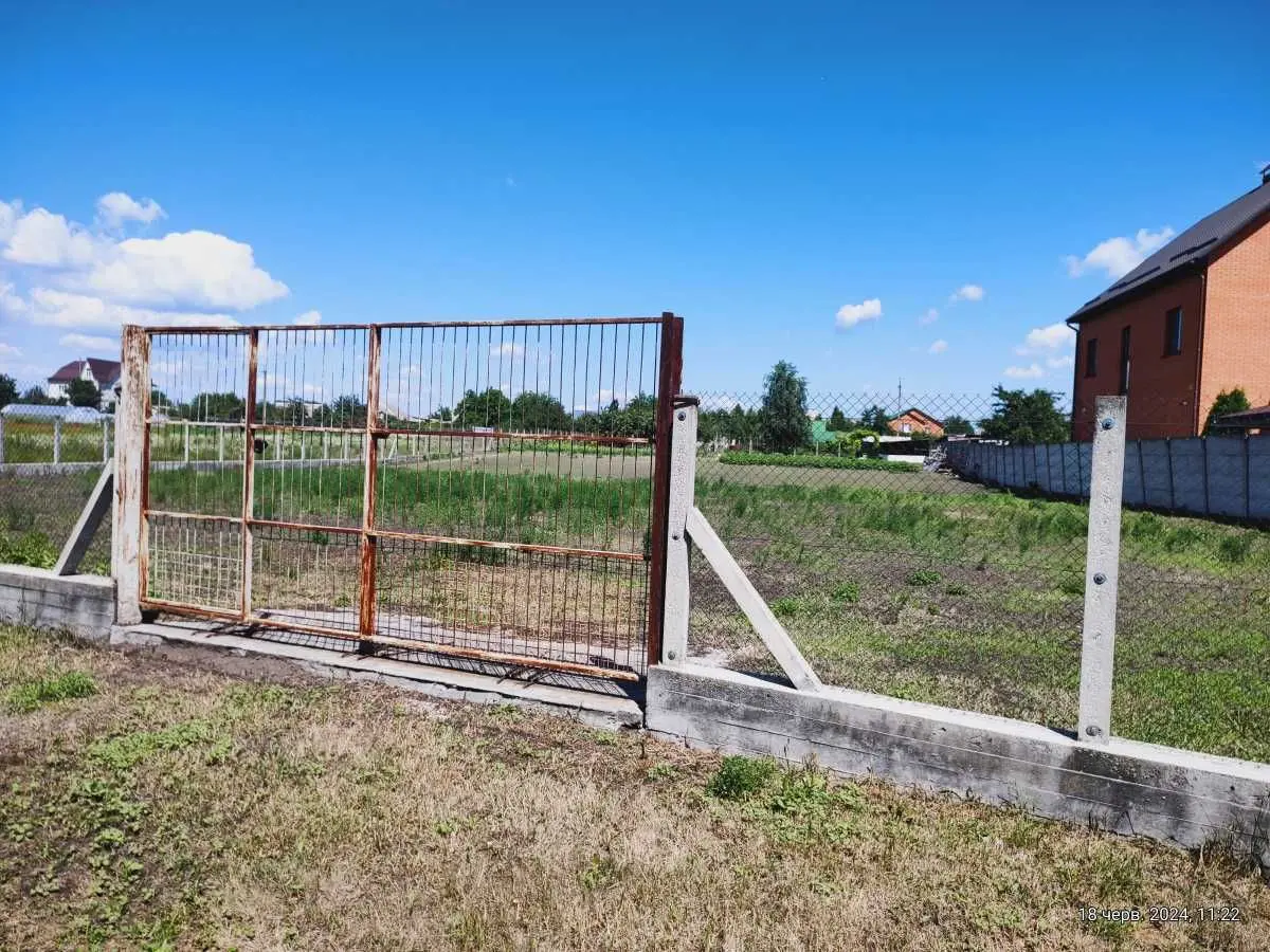 Фото Продаю земельну ділянку, Центральна вул.  Погреби, ціна: 63000 USD, код 5531