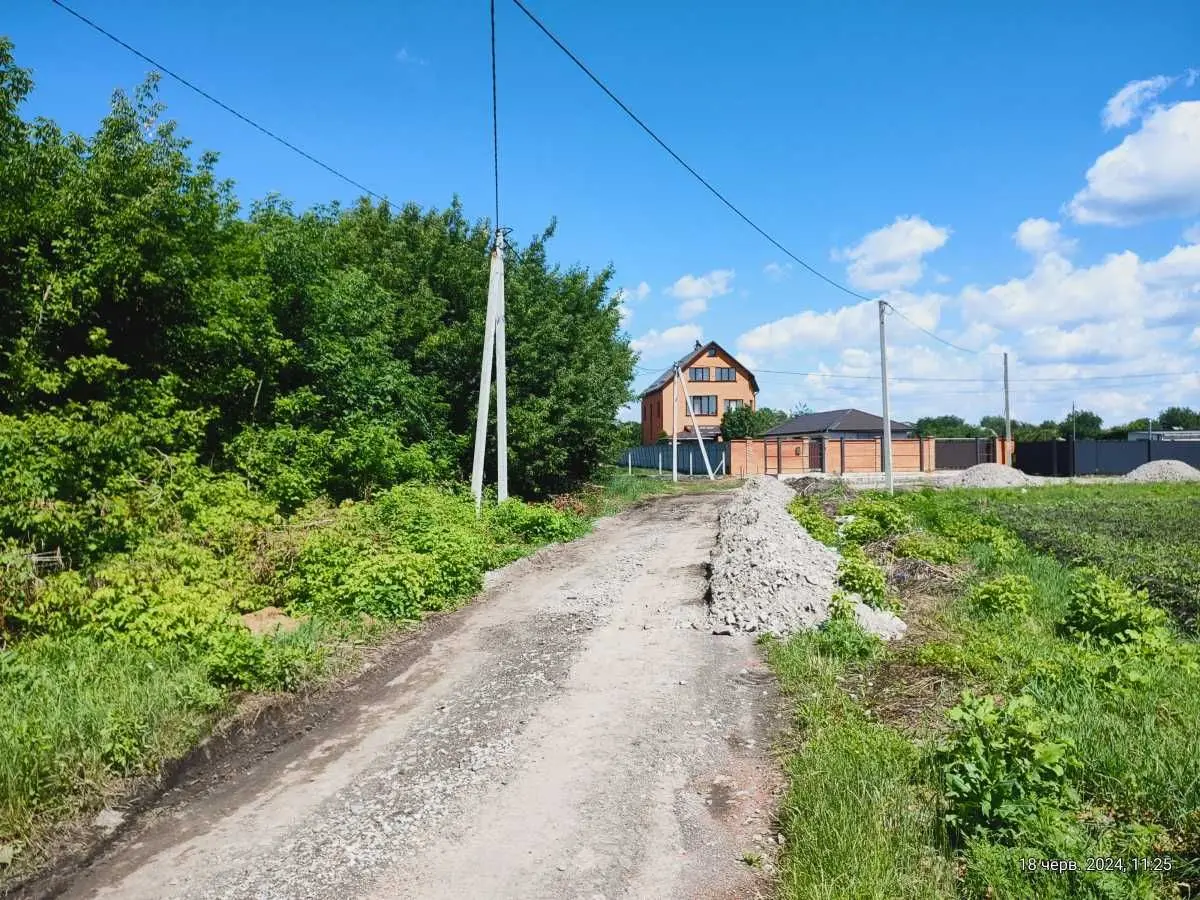 Фото Продаю земельну ділянку, Центральна вул.  Погреби, ціна: 63000 USD, код 5531