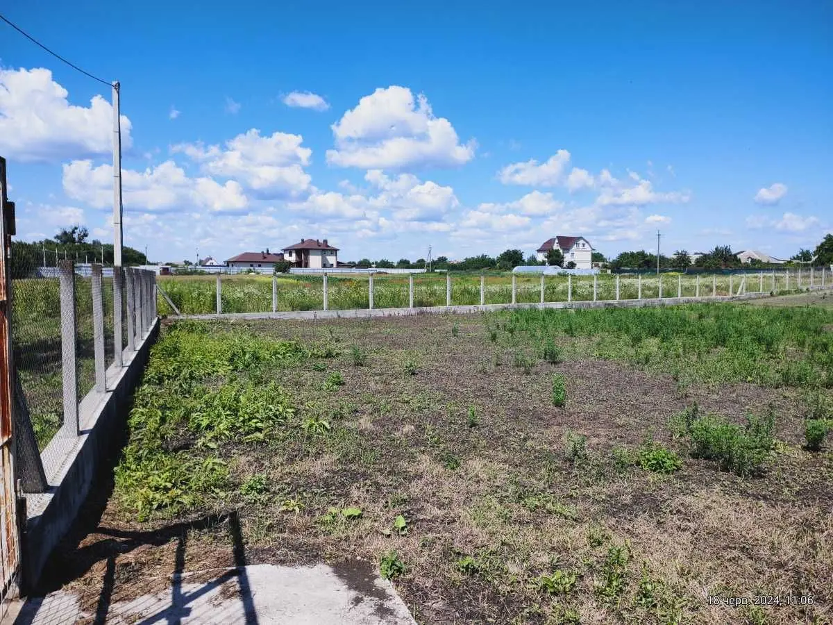Фото Продаю земельну ділянку, Центральна вул.  Погреби, ціна: 63000 USD, код 5531