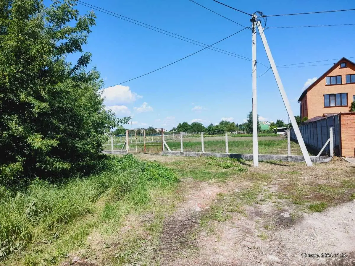 Фото Продаю земельну ділянку, Центральна вул.  Погреби, ціна: 63000 USD, код 5531