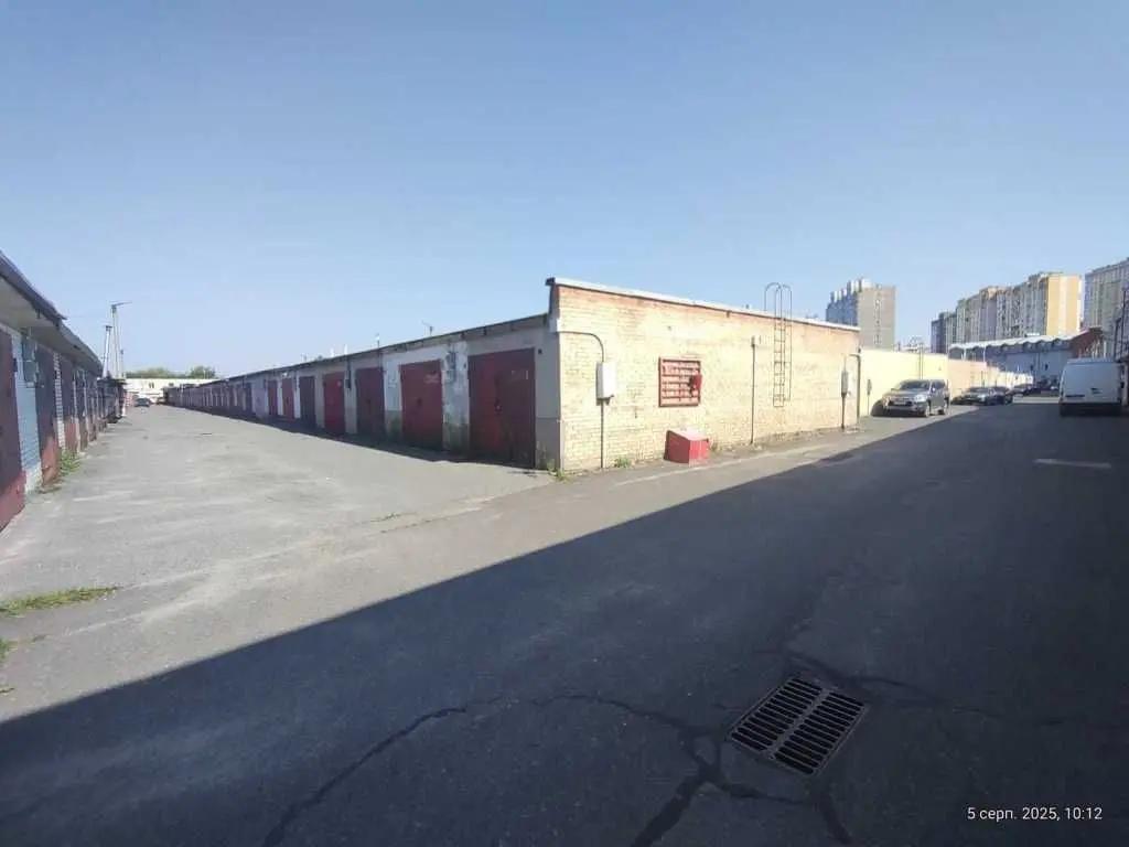 Фото Продаю паркінг, гараж, 40.9 кв. м, Радунська вул. 3 Київ, ціна: 22500 USD, код 5532