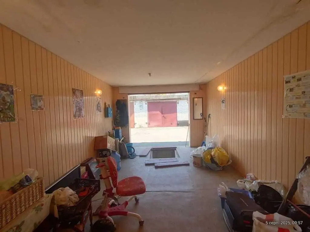 Фото Продаю паркінг, гараж, 40.9 кв. м, Радунська вул. 3 Київ, ціна: 22500 USD, код 5532