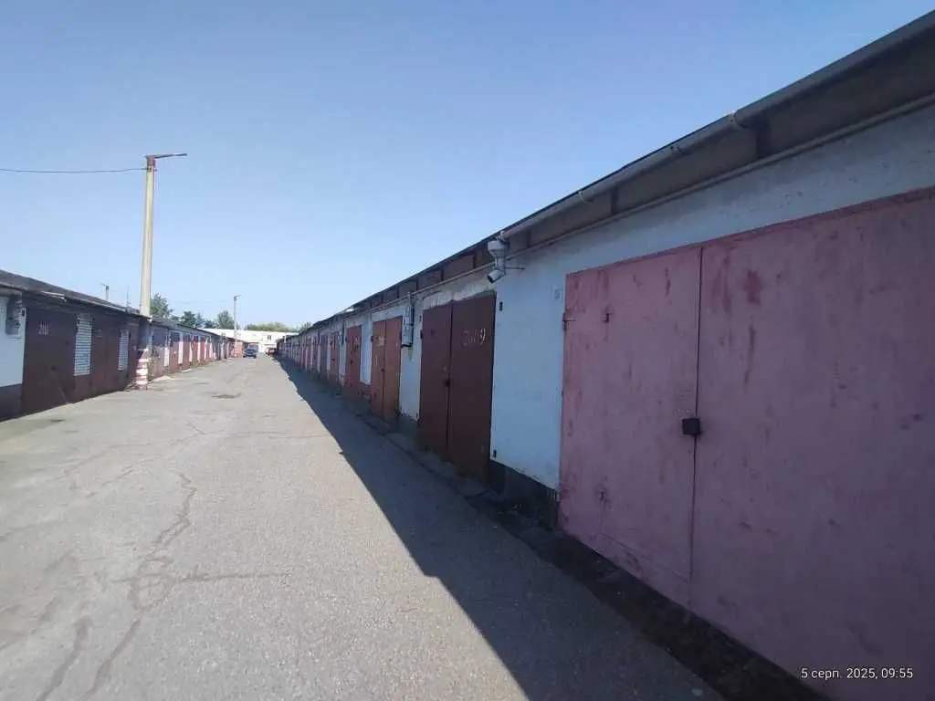 Фото Продаю паркінг, гараж, 40.9 кв. м, Радунська вул. 3 Київ, ціна: 22500 USD, код 5532