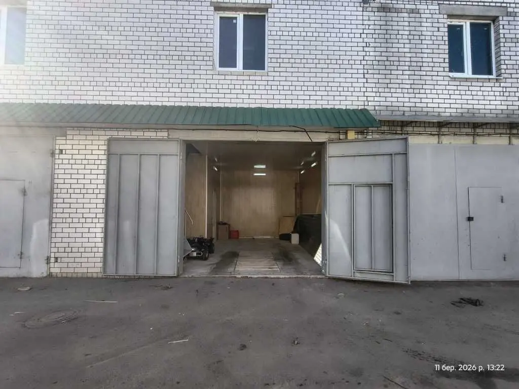 Фото Продаю паркінг, гараж, 100 кв. м, Миколи Закревського вул. (Милославська)  Київ, ціна: 27500 USD, код 5535