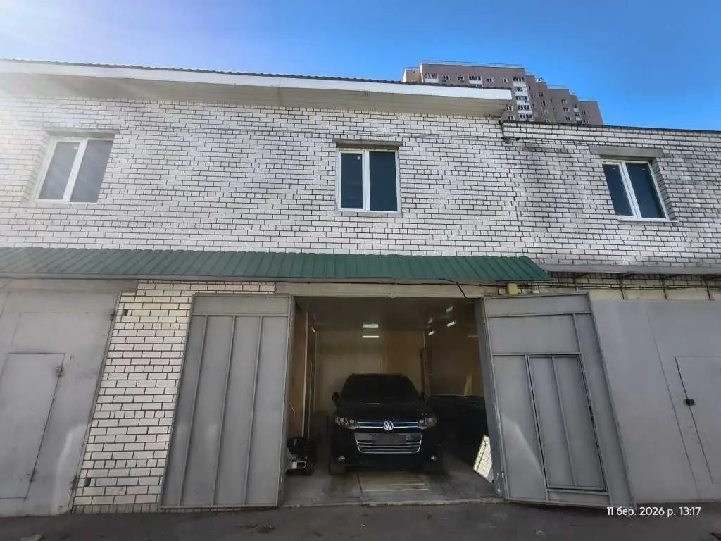 Фото Продаю паркінг, гараж, 100 кв. м, Миколи Закревського вул. (Милославська)  Київ, ціна: 27500 USD, код 5535