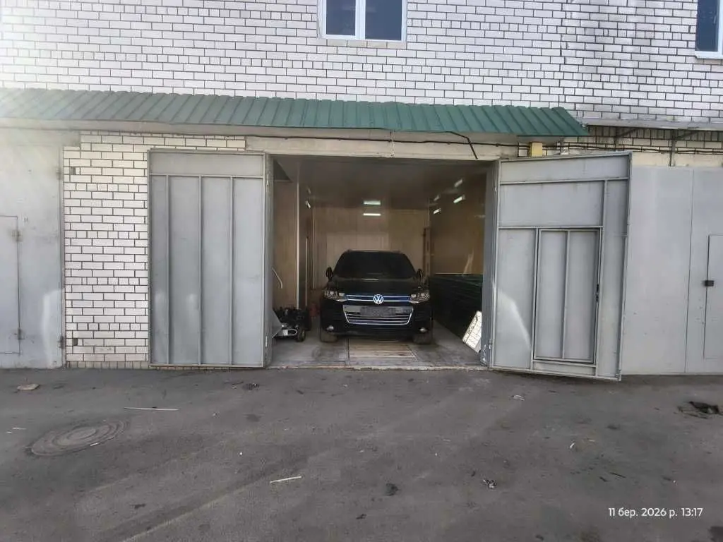 Фото Продаю паркінг, гараж, 100 кв. м, Миколи Закревського вул. (Милославська)  Київ, ціна: 27500 USD, код 5535