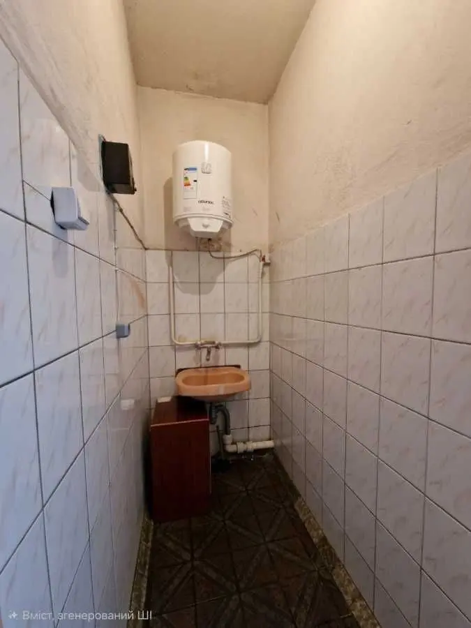 Фото Продаю офіс, 962 кв. м, Молодіжна вул.  Біла Церква, ціна: 280000 USD, код 5540